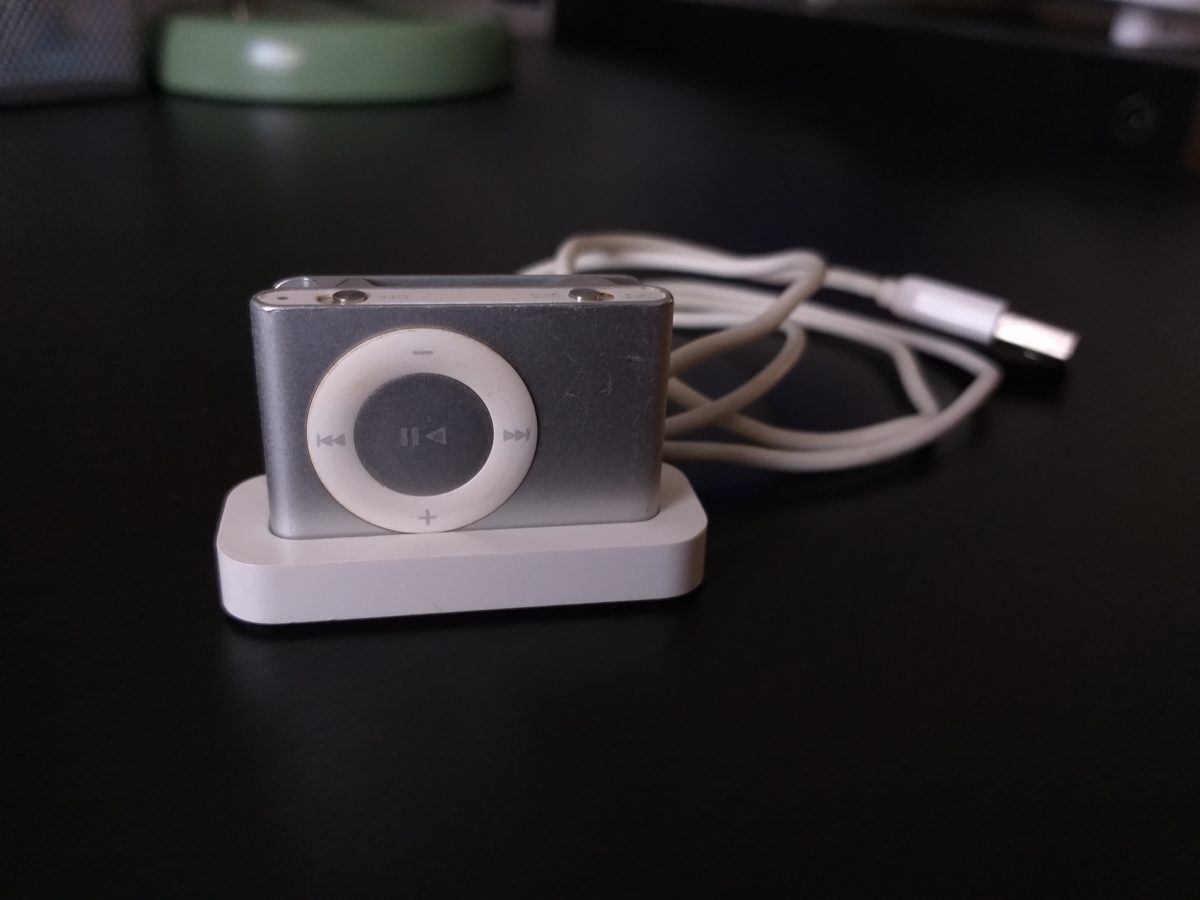 Cambiando la batería de un iPod Shuffle 2G